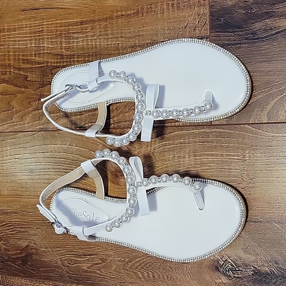 Sandals - Picture 3 of 7